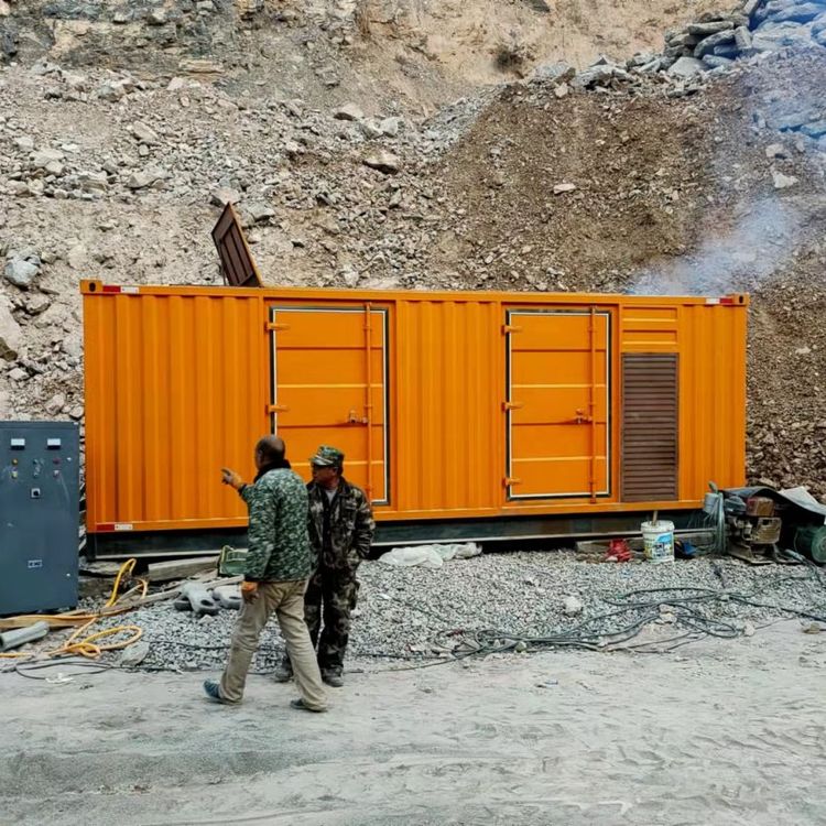 千山如何选择适合自己的 800KW 柴油发电机组?
